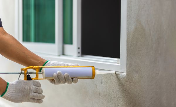 Window Caulking Service in Crystal Lake